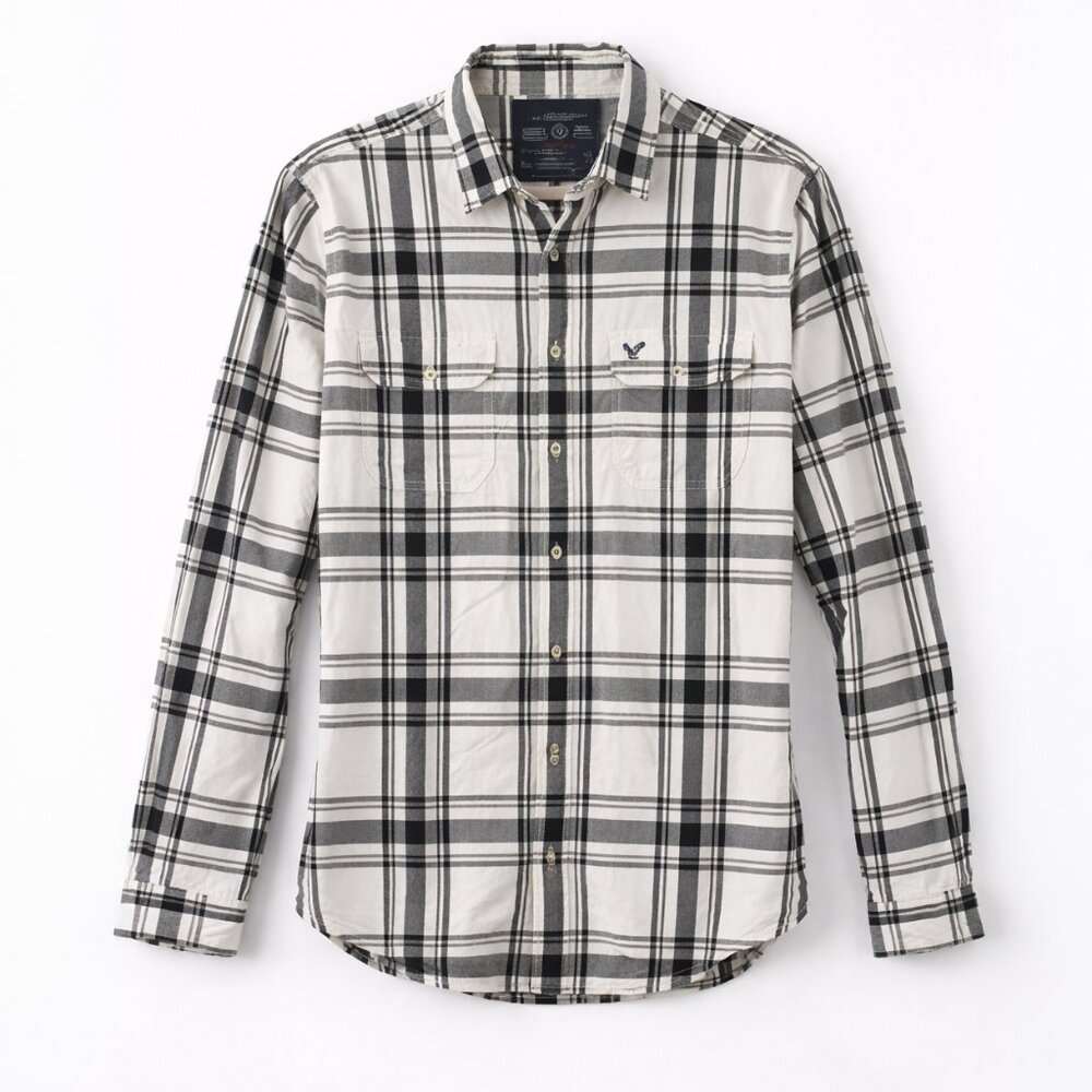 American Eagle Men’s Plaid Button Down Shirt L Athletic Fit Black White Casual